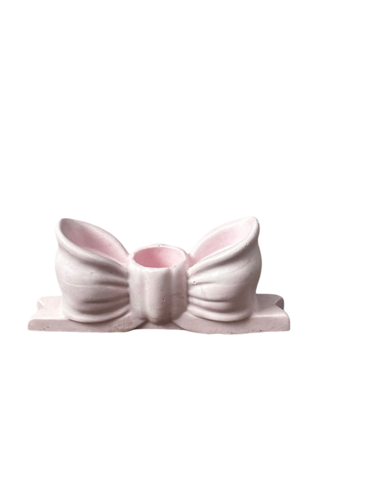 Bow candle holder